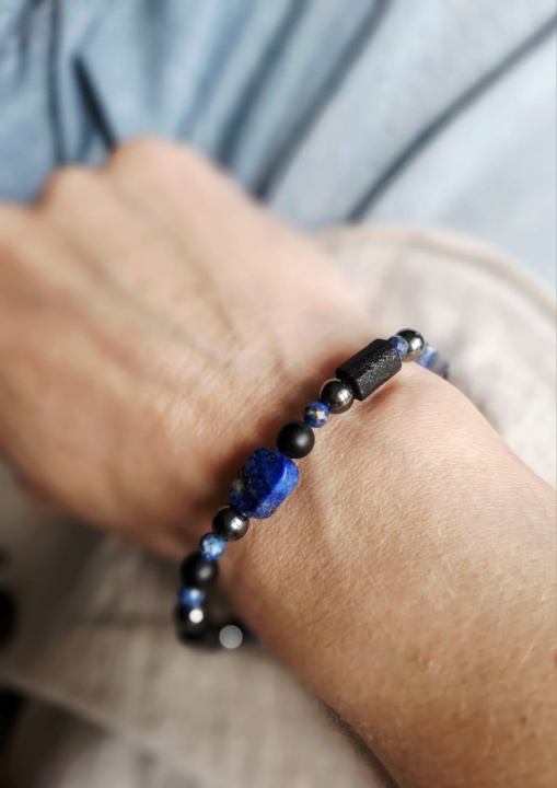 pracownia-luna-art-bransoletka.lapis.lazuli-agat-hematyt1.jpg