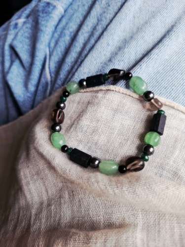 pracownia-luna-art-bransoletka-jadeit-kwarc.dymny-awenturyn-hematyt-turmalin1.jpg